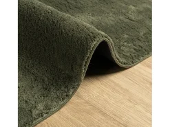 Alfombra HUARTE de pelo corto suave y lavable color verde bosque 240x340 cm