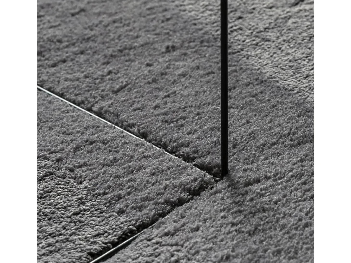 Alfombra lavable de pelo corto suave HUARTE antracita 160x230 cm