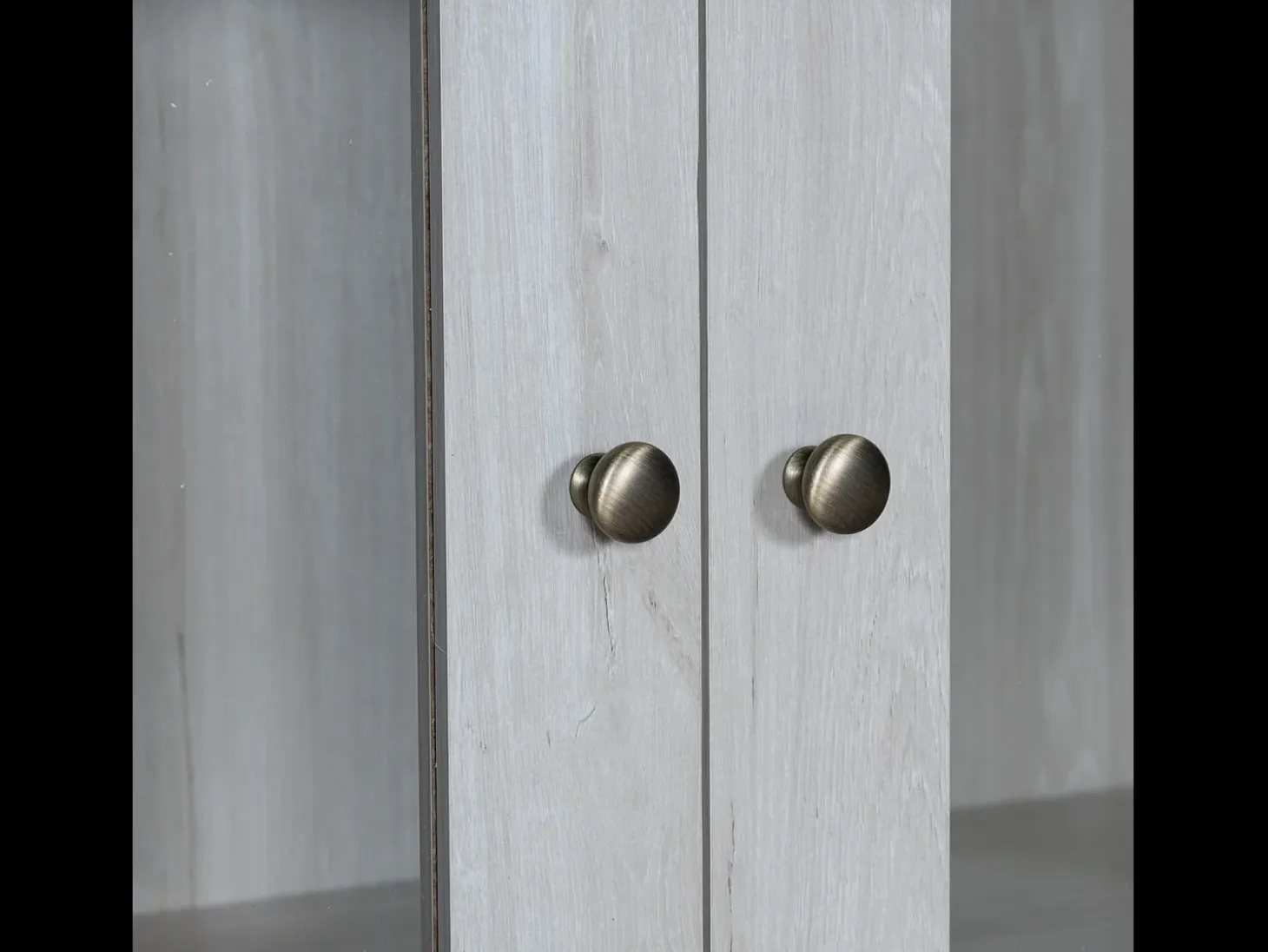Aparador alto 80x34x171 cm – Símil madera con puertas de cristal, 3 cajones y tiradores de cobre, Gris