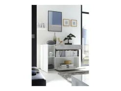 Aparador de 1 cajón y 2 puertas, colección KALO, color blanco efecto concreto, ideal para su sala de estar.