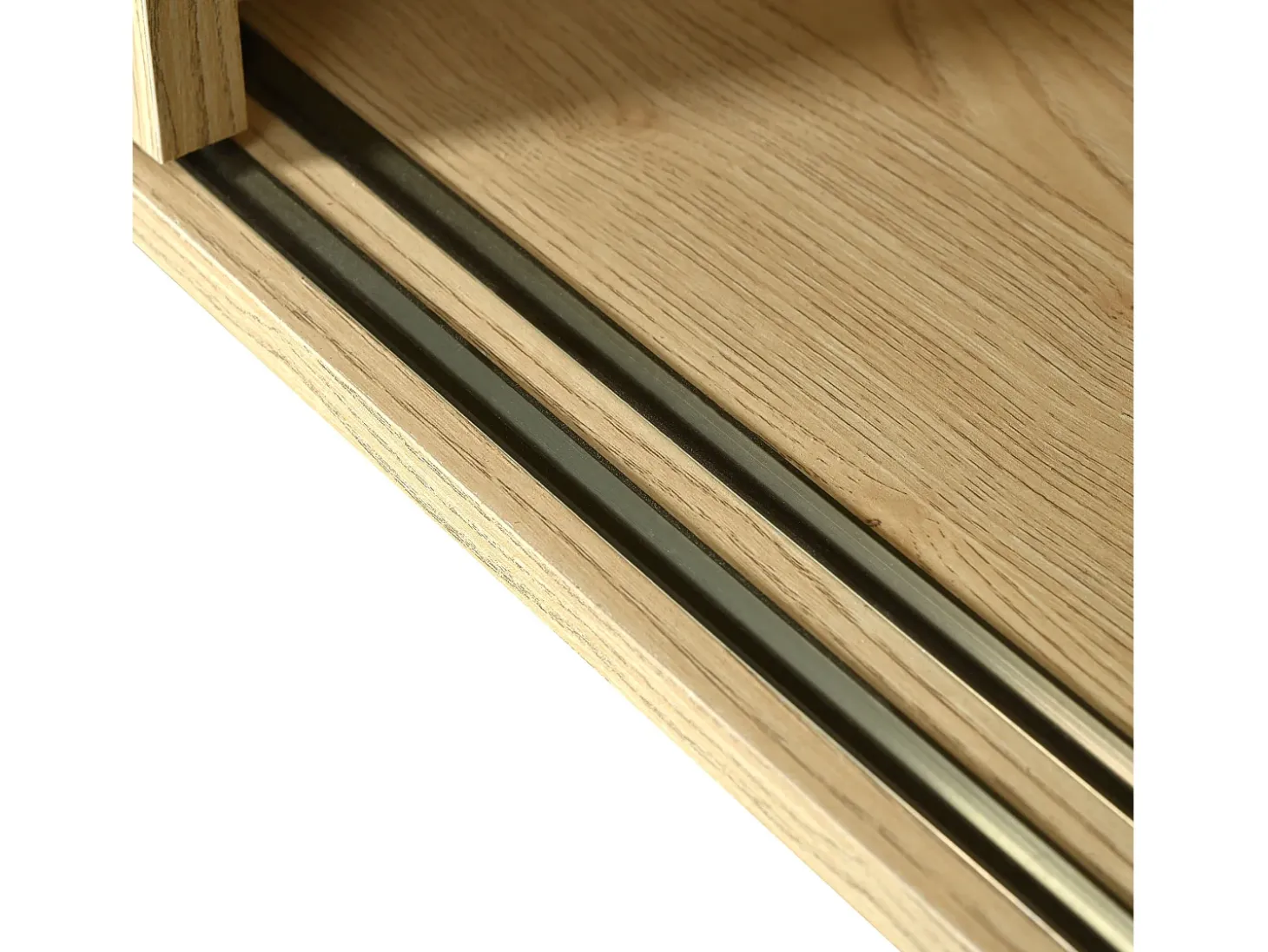 Aparador de ratán - Aparador de roble con 3 cajones y 3 puertas correderas - tiradores de metal - patas de madera
