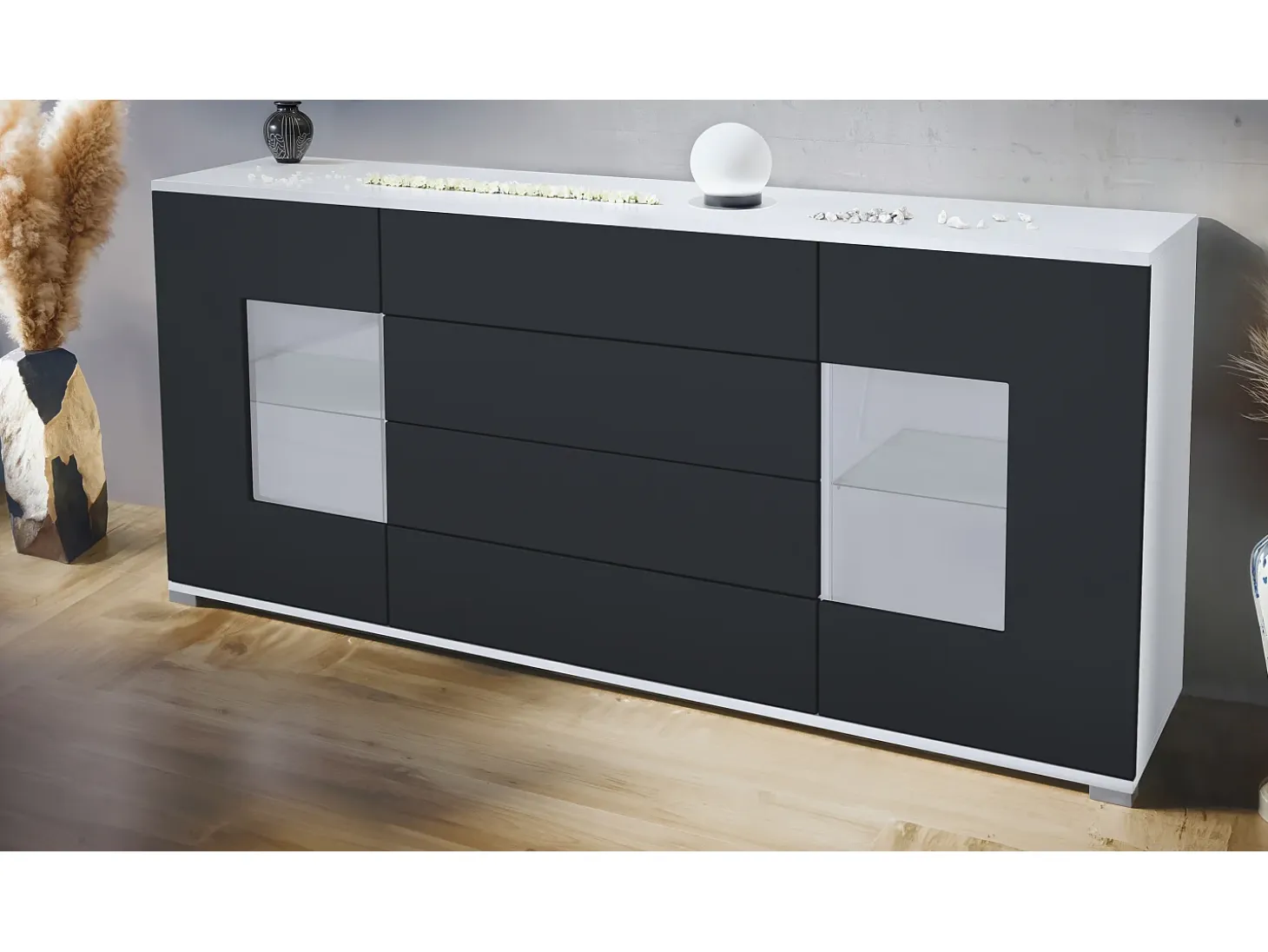 Aparador Grömitz V2 – Mueble con 2 Puertas Grandes y 4 Cajones, blanco mate/negro mate (166,5 x 75,5 x 35)