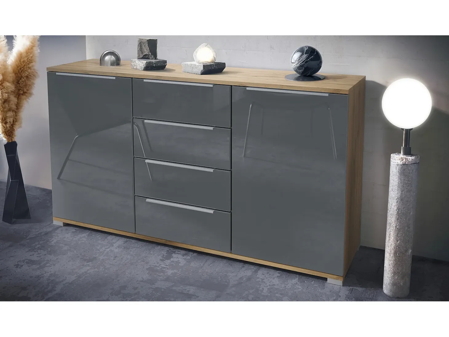 Aparador Linio V1, Mueble con 2 puertas y 4 cajones, Roble Evoke / gris de alto brillo (138,5 x 75,5 x 35 cm)