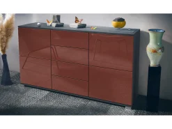 Aparador Rova V1 – Mueble con 4 Puertas y 4 Cajones, antracita mate/burdeos de alto brillo (138,5 x 75,5 x 35)