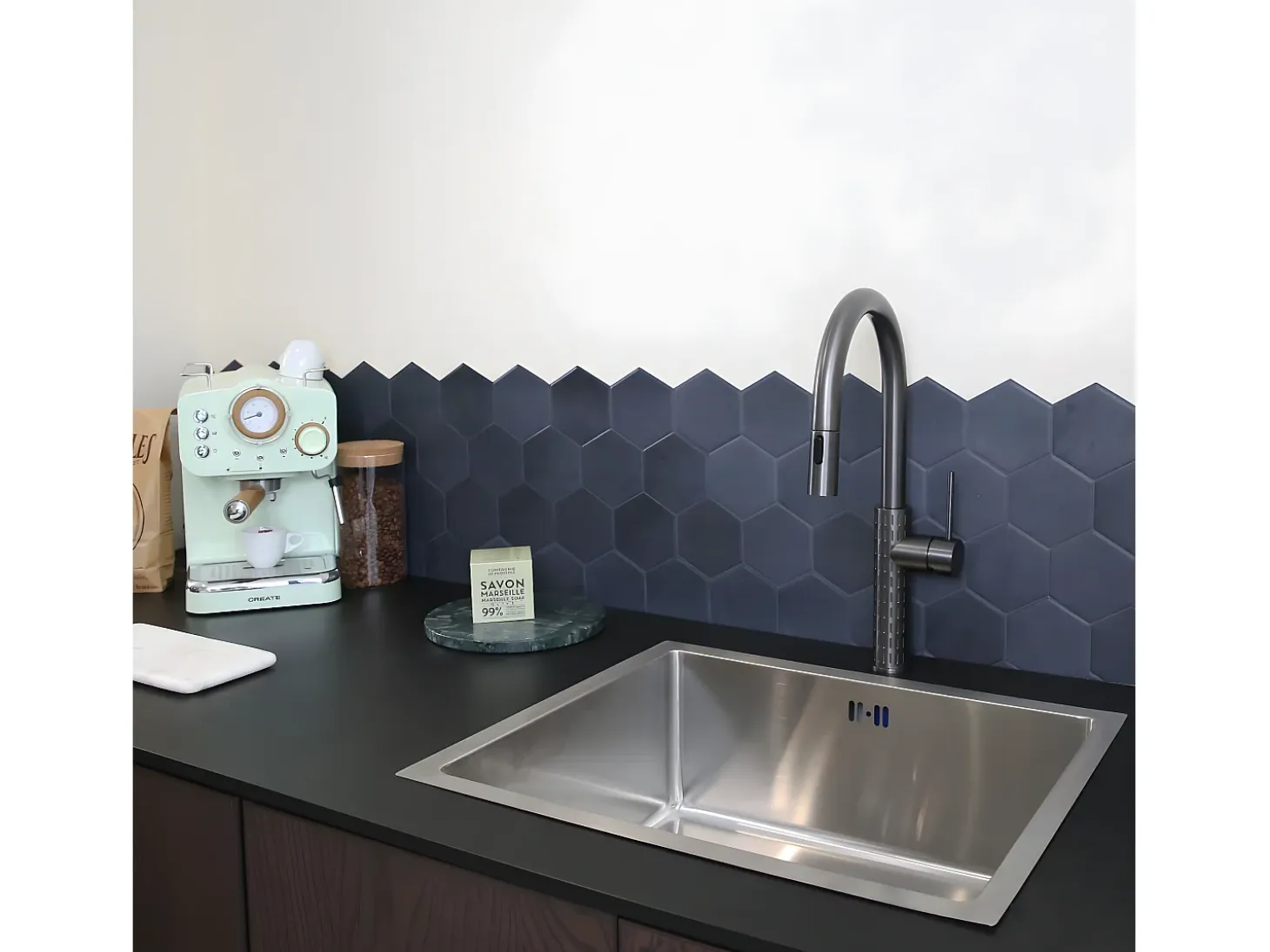 Architek mezclador de fregadero con rociador extraíble cobre cepillado Essebagno