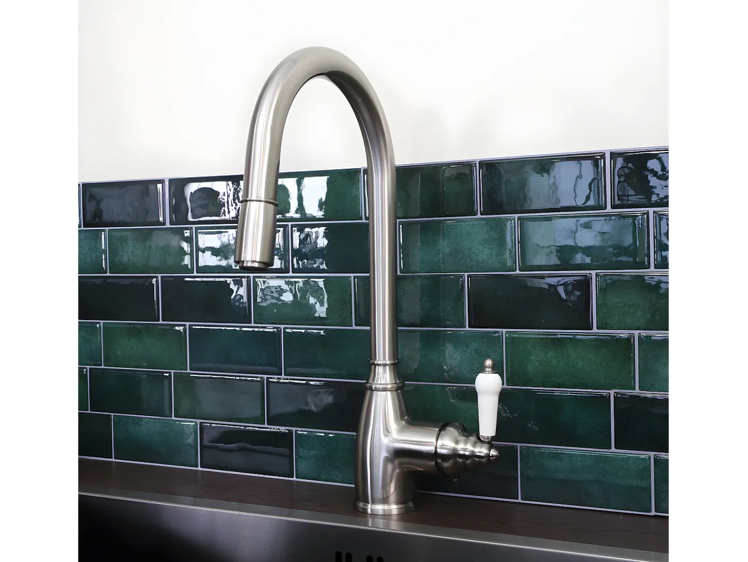 Ascott Mezclador para fregadero con ducha extraíble, estilo acero inoxidable Essebagno