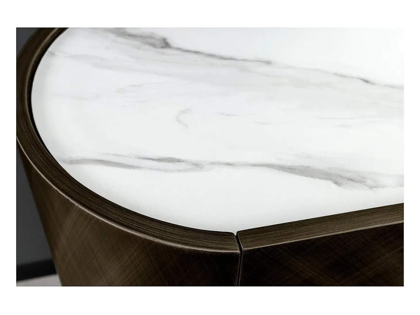 Buffet 150 cm 3 puertas 1 cajón bronce y mármol blanco – Colección MILANO