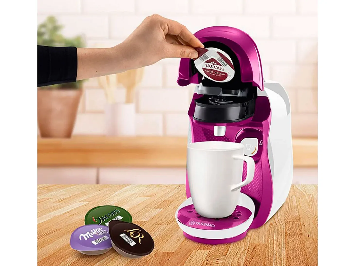Cafetera multibebida Tassimo Happy Bosch 0,7L con lector de código inteligente blanco/rosa