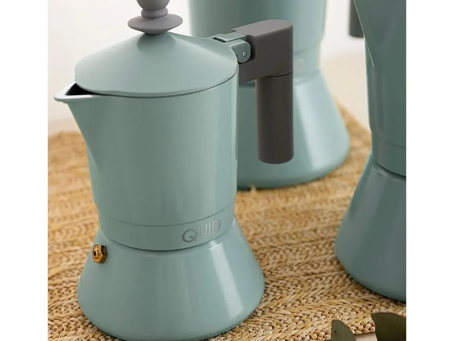 Cafetera Ozon Quid 6 tazas aluminio fundido verde