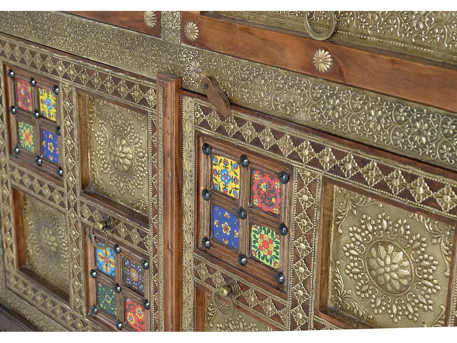 Cómoda de madera de acacia cerámica y bronce