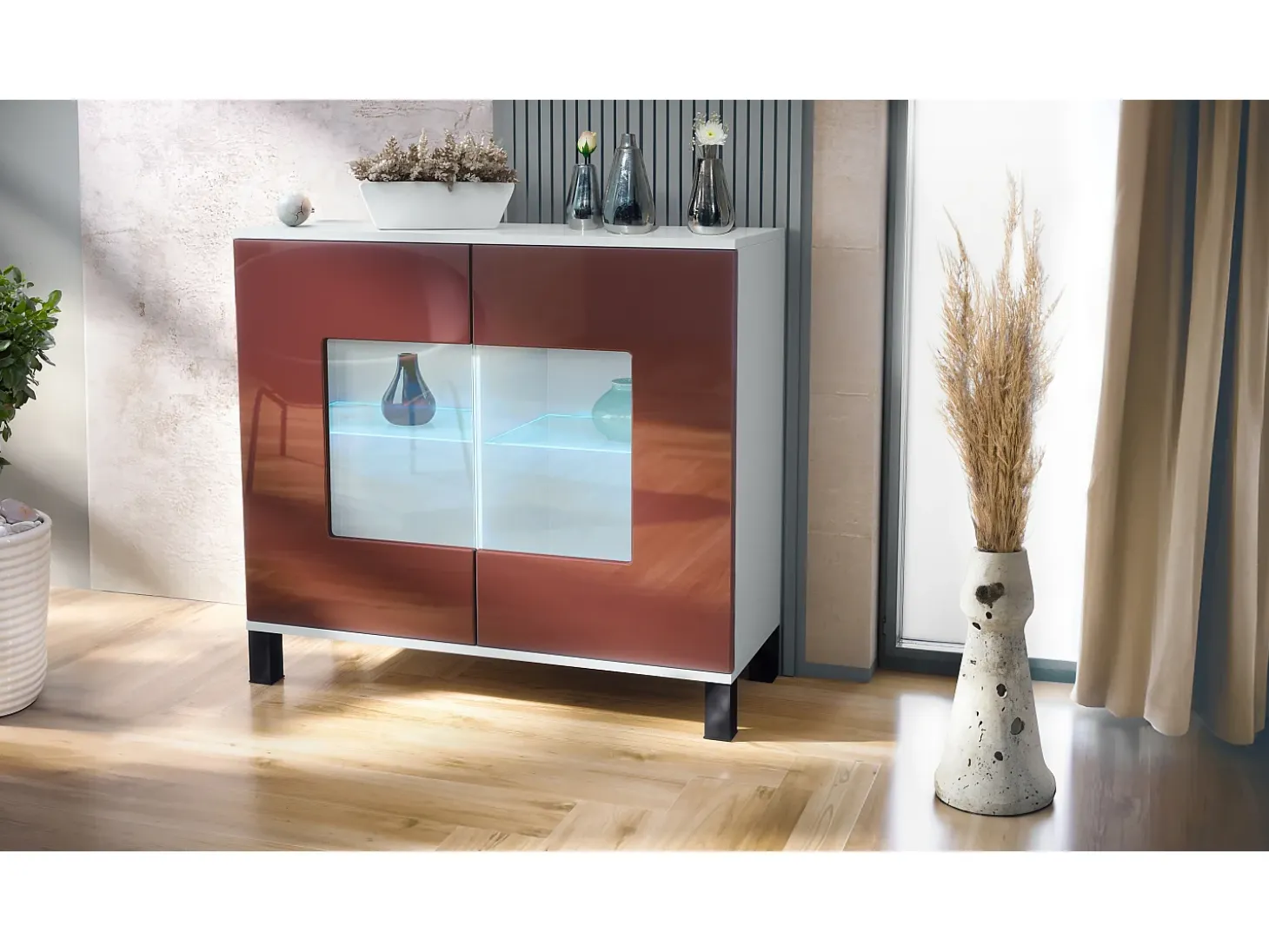 Cómoda Grömitz V3, Moderno armario de cocina con 2 grandes puertas de cristal incl. iluminación RGB blanco mate / burdeos de alto brillo (92,5 x 84.5 x 35)