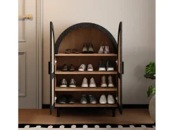 Elegante aparador con puertas de ratán, tres estantes, madera y MDF negro (70x40x100 cm)