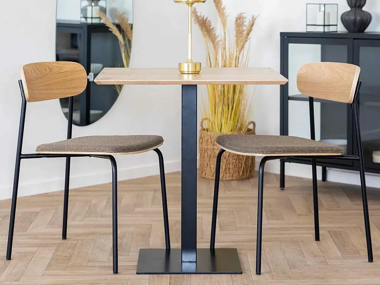 FANO salontafel 70 cm – Licht of zwart hout – Minimalistisch design-Color ribete verde crudo