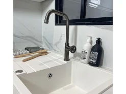 Indus mezclador para fregadero gris metalizado Essebagno