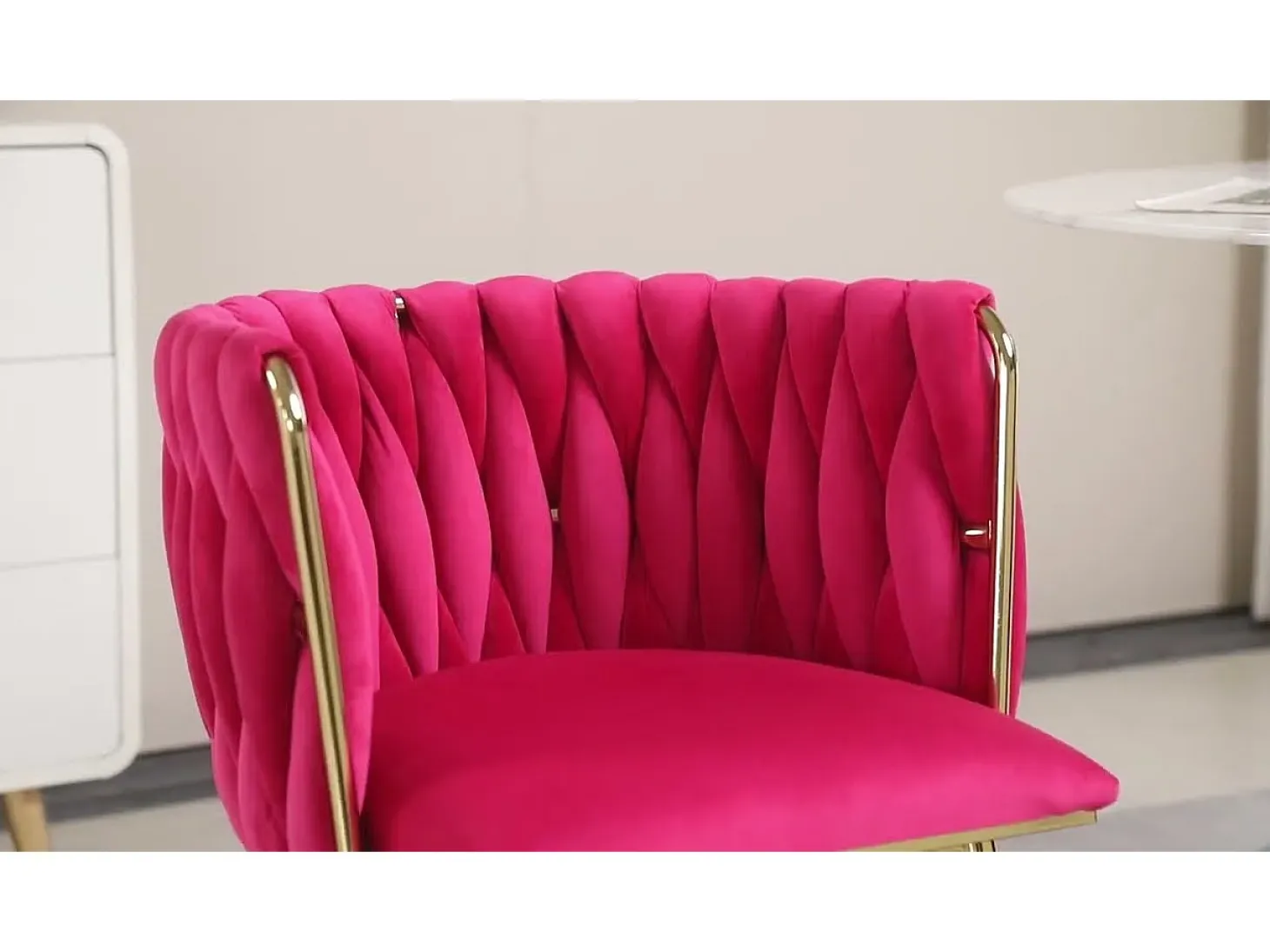 Juego de 2 Sillas con Respaldo de Concha y Bastidor Trenzado, Patas Doradas - Negro - Elegancia Bohemia