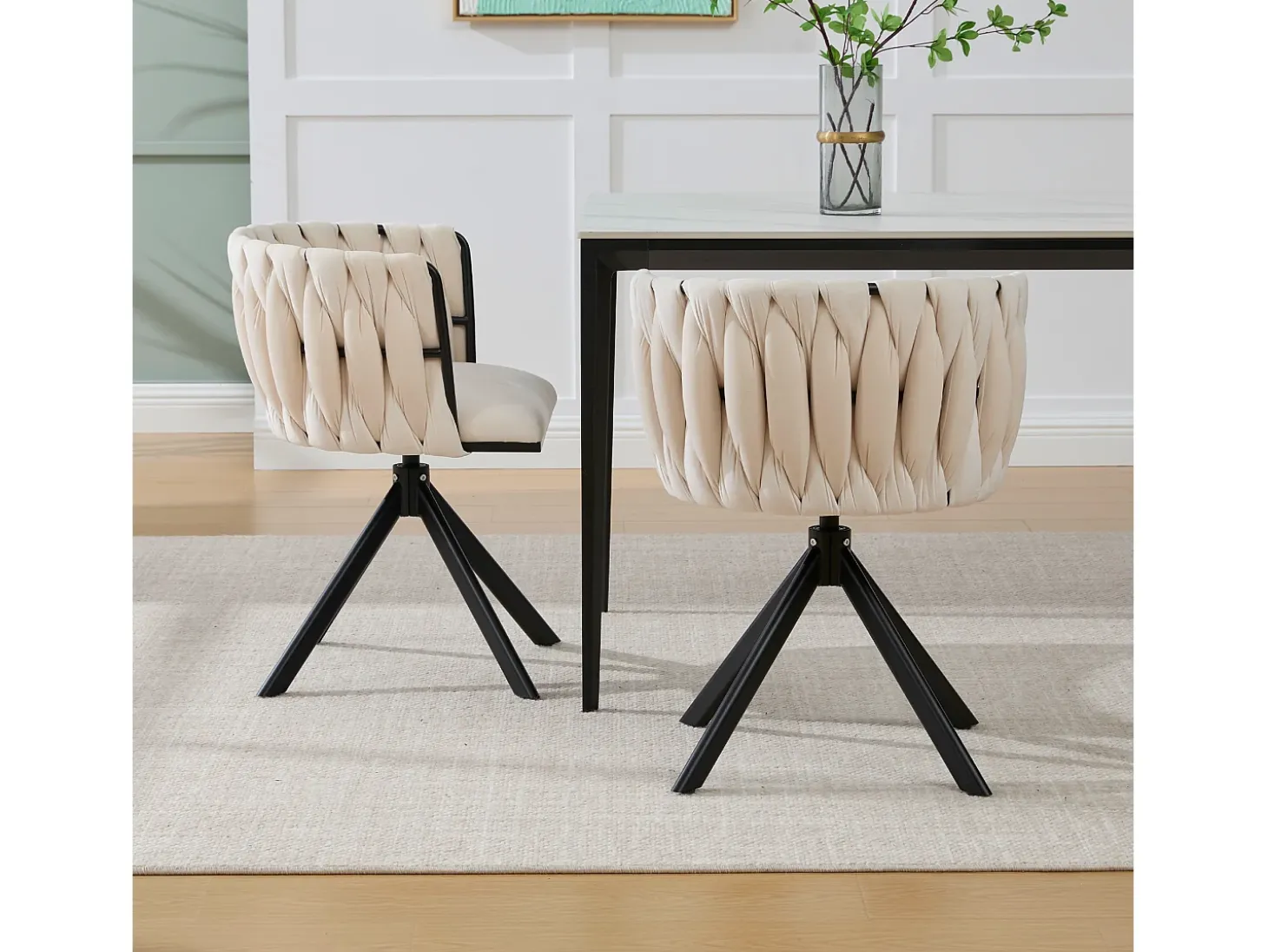 Juego de 2 sillas de comedor de terciopelo marfil con función giratoria y patas de metal negro