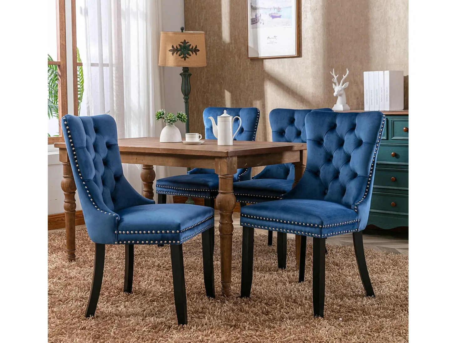 Juego de 2 sillas de comedor en terciopelo azul con tachuelas decorativas y respaldo acolchado