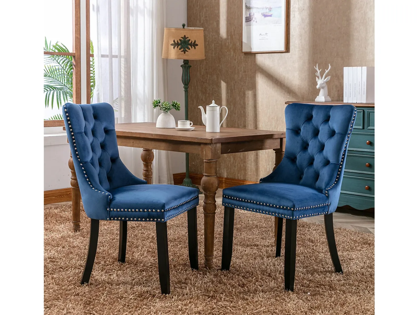 Juego de 2 sillas de comedor en terciopelo azul con tachuelas decorativas y respaldo acolchado