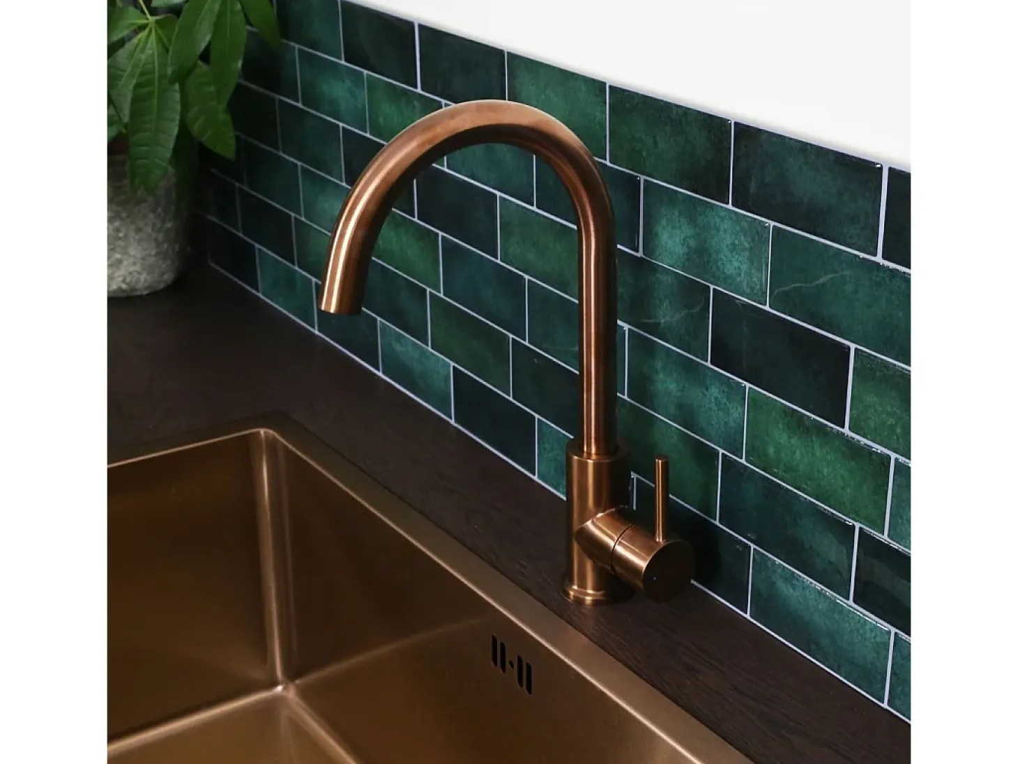 Kiwo mezclador de fregadero cobre cepillado Essebagno