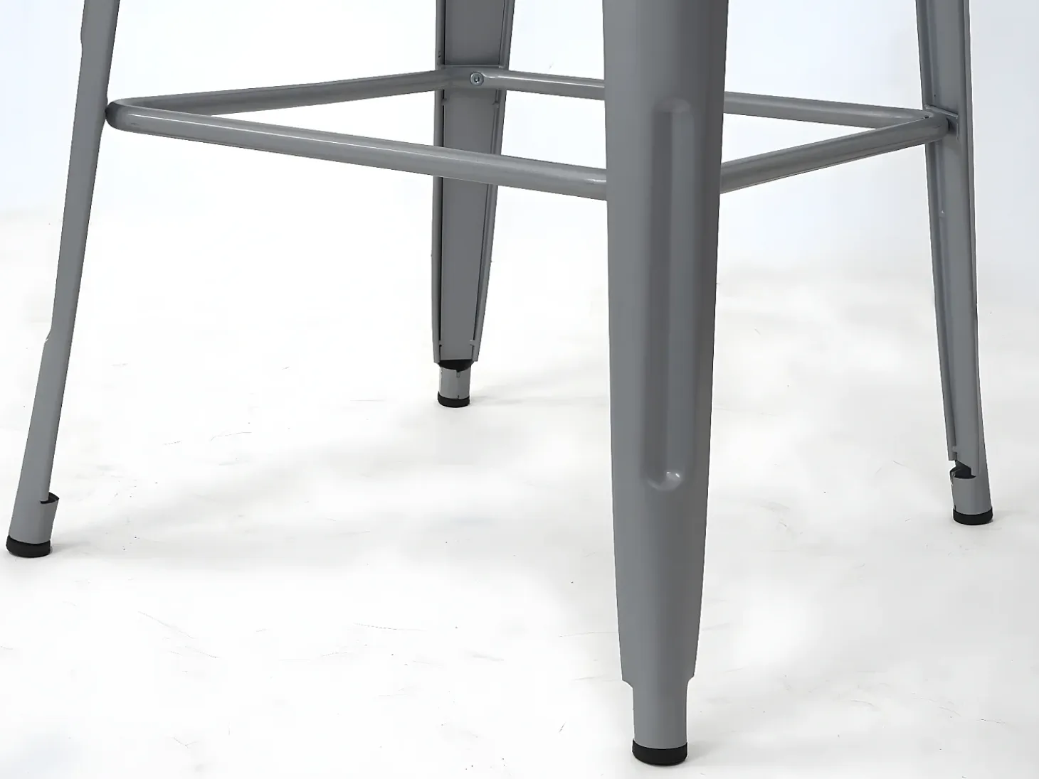 MCW-A73 Juego de mesa de bar de metal (3 piezas), gris
