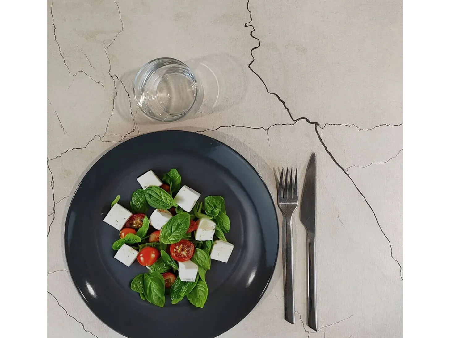Mesa alta 60 x 60 cm - modelo Roma mármol blanco luna