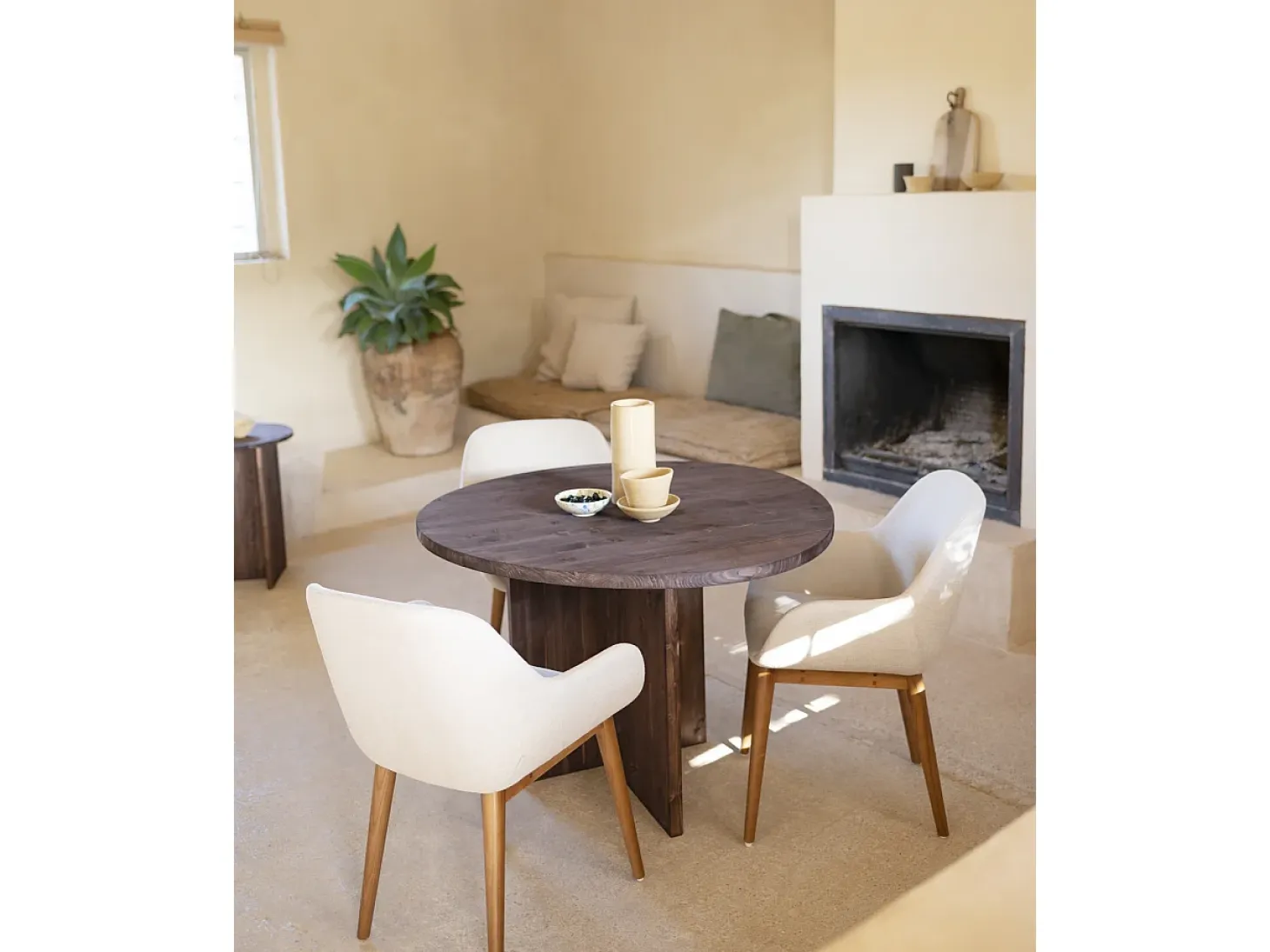 Mesa de comedor de forma orgánica de madera de abeto maciza Decowood en tono nogal de 100x75cm - MUR - DECOWOOD
