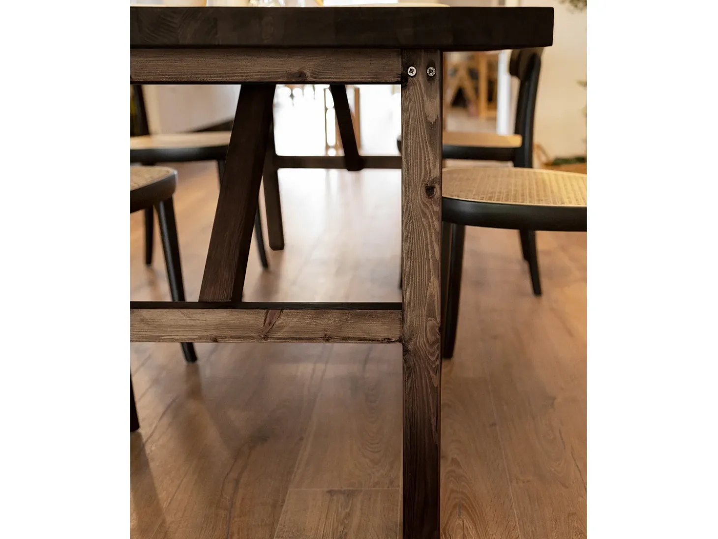 Mesa de comedor de madera maciza de abeto rectangular Decowood en tono nogal de 120x75cm - SIEP - DECOWOOD