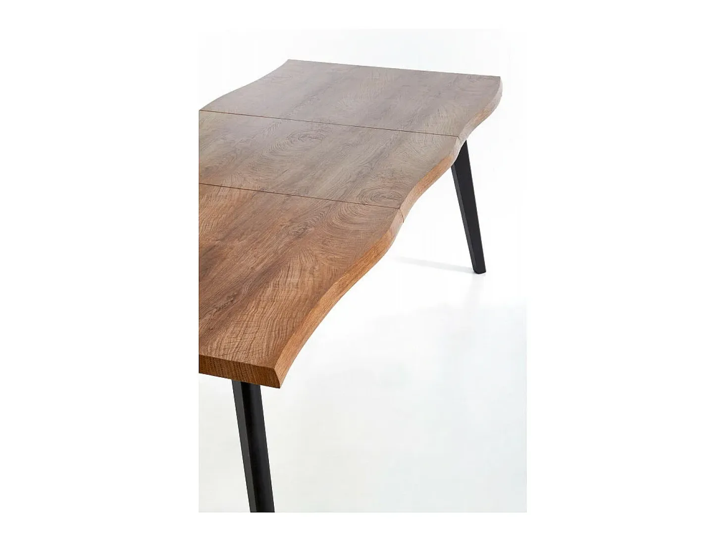 Mesa de comedor extensible de aspecto roble con patas de madera negra Milwaukee