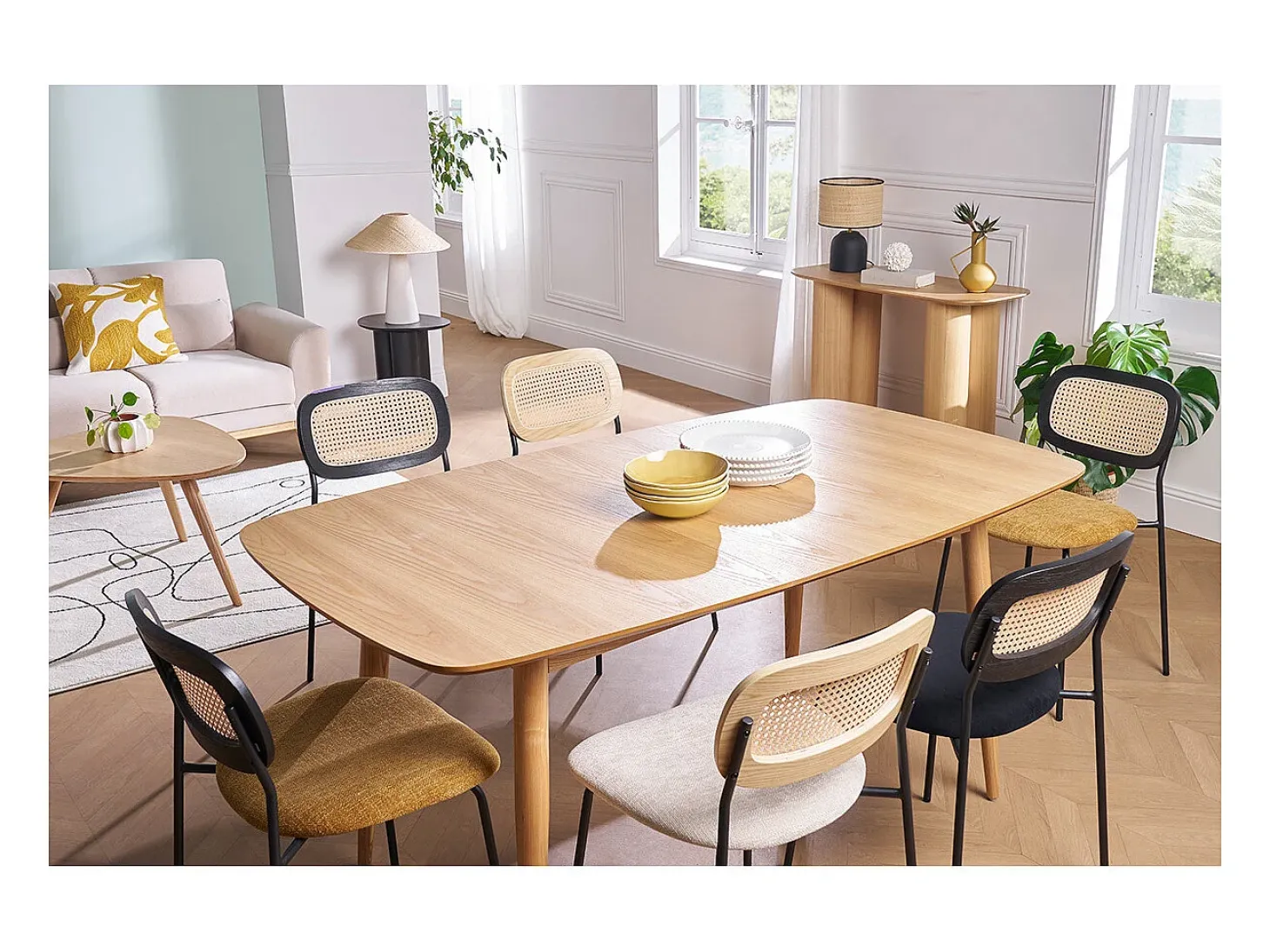 Mesa de comedor extensible en fresno natural L130-160 NORDECO