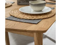 Mesa de comedor Kundy rectangular 160 cm en madera maciza de roble