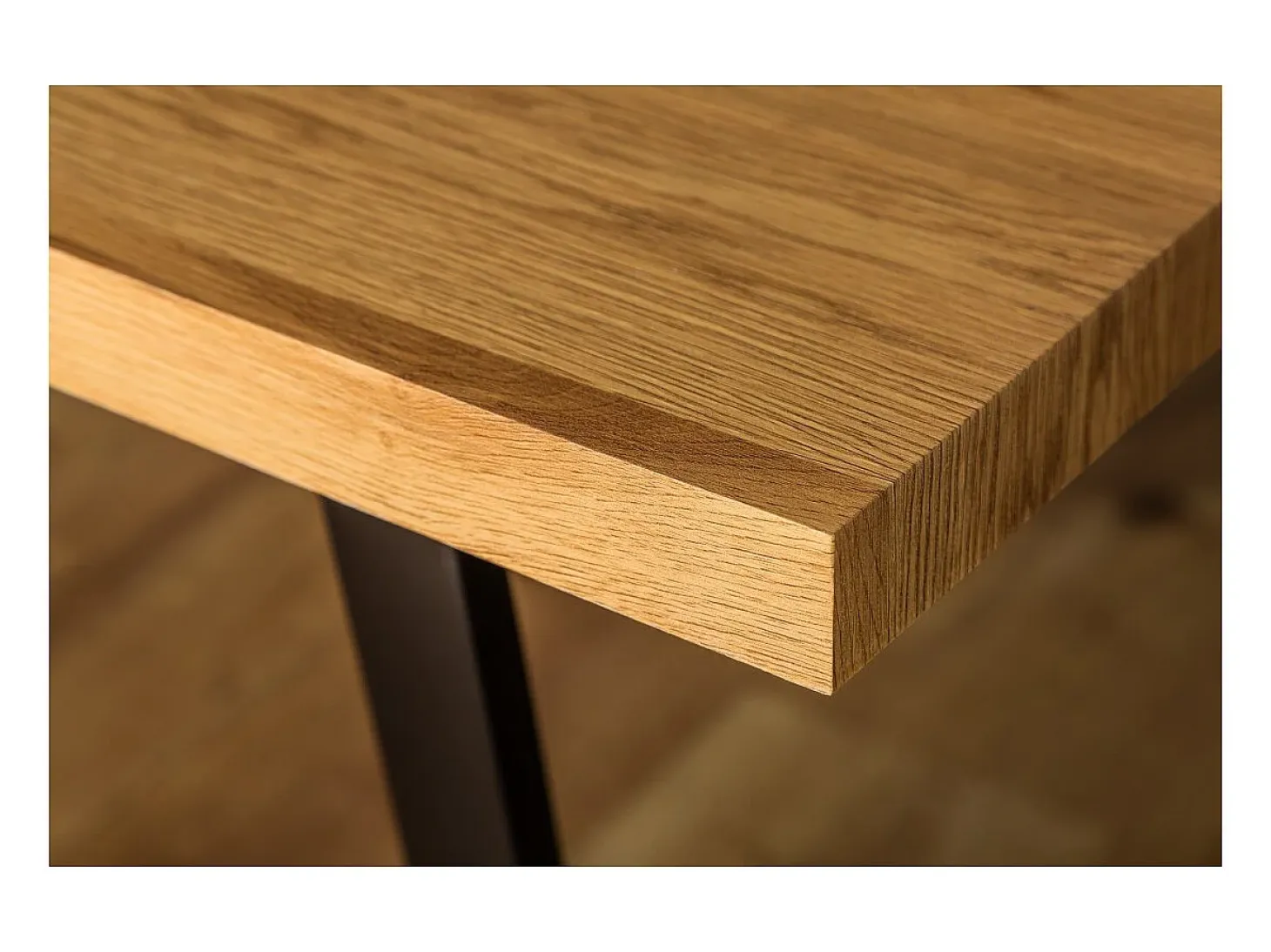 Mesa de comedor MERAX – acabado en roble claro y negro – 160 cm – Estilo industrial
