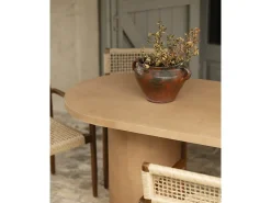 Mesa de comedor ovalada de microcemento en tono terracota DECOWOOD de 160x75cm - LUCÍA - DECOWOOD
