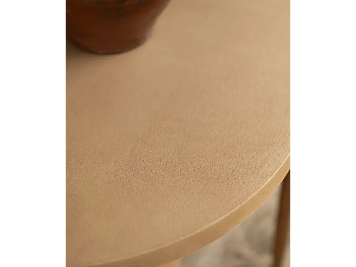 Mesa de comedor ovalada de microcemento en tono terracota DECOWOOD de 180x75cm - LUCÍA - DECOWOOD
