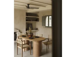 Mesa de comedor ovalada de madera maciza tono roble medio y patas de microcemento en tono terracota DECOWOOD de 180x75cm - LUCÍA - DECOWOOD