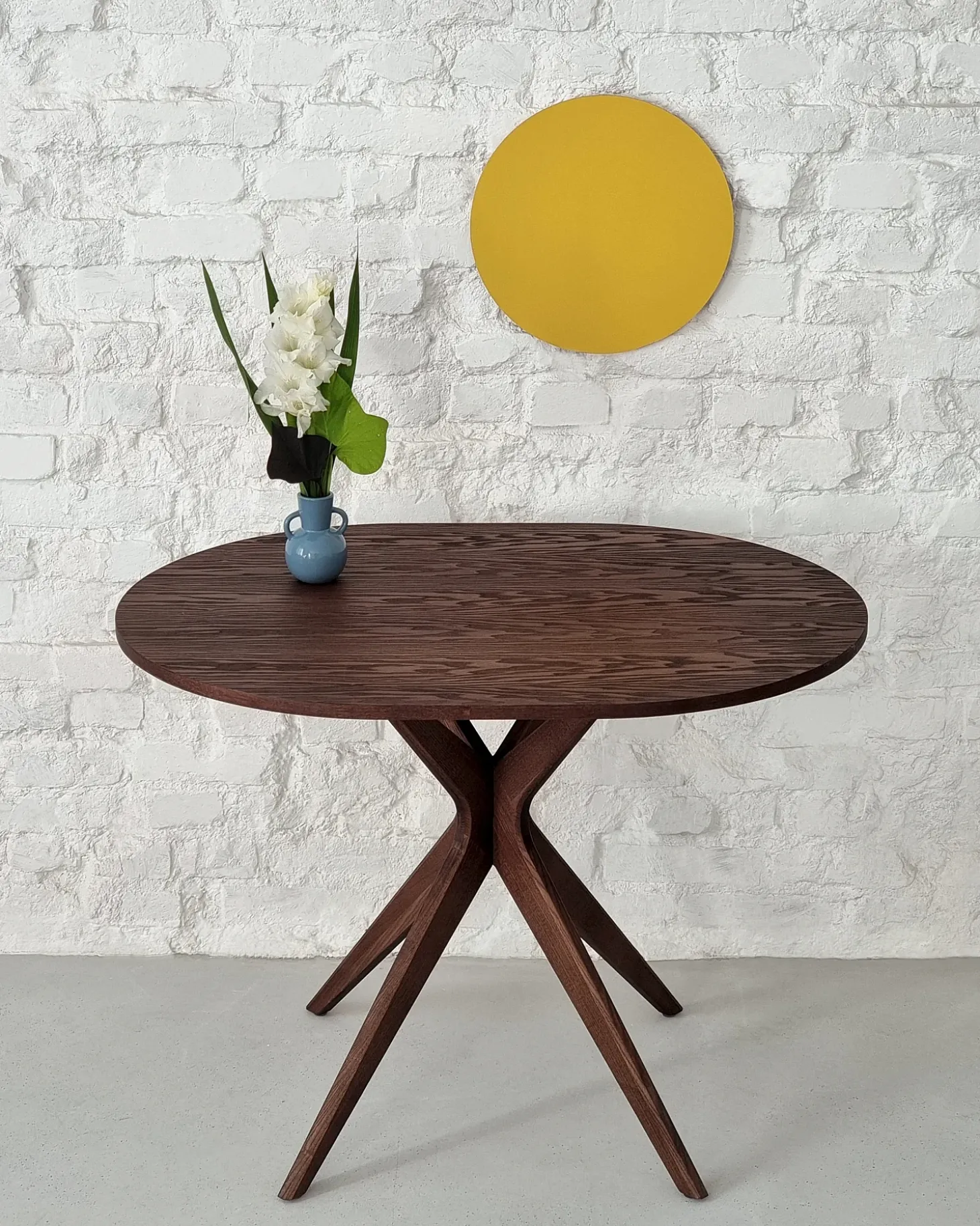 Mesa de comedor ovalada 75x100cm Jubi madera de fresno