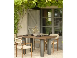 Mesa de comedor rectangular de madera maciza en tono roble oscuro y patas de microcemento en tono verde DECOWOOD de 160x75cm - LUCÍA - DECOWOOD