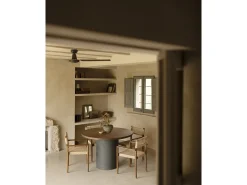 Mesa de comedor redonda de madera maciza tono roble oscuro y patas de microcemento en tono verde DECOWOOD de Ø120x75cm - LUCÍA - DECOWOOD