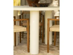Mesa de comedor redonda de microcemento en tono blanco roto DECOWOOD de Ø120x75cm - LUCÍA - DECOWOOD
