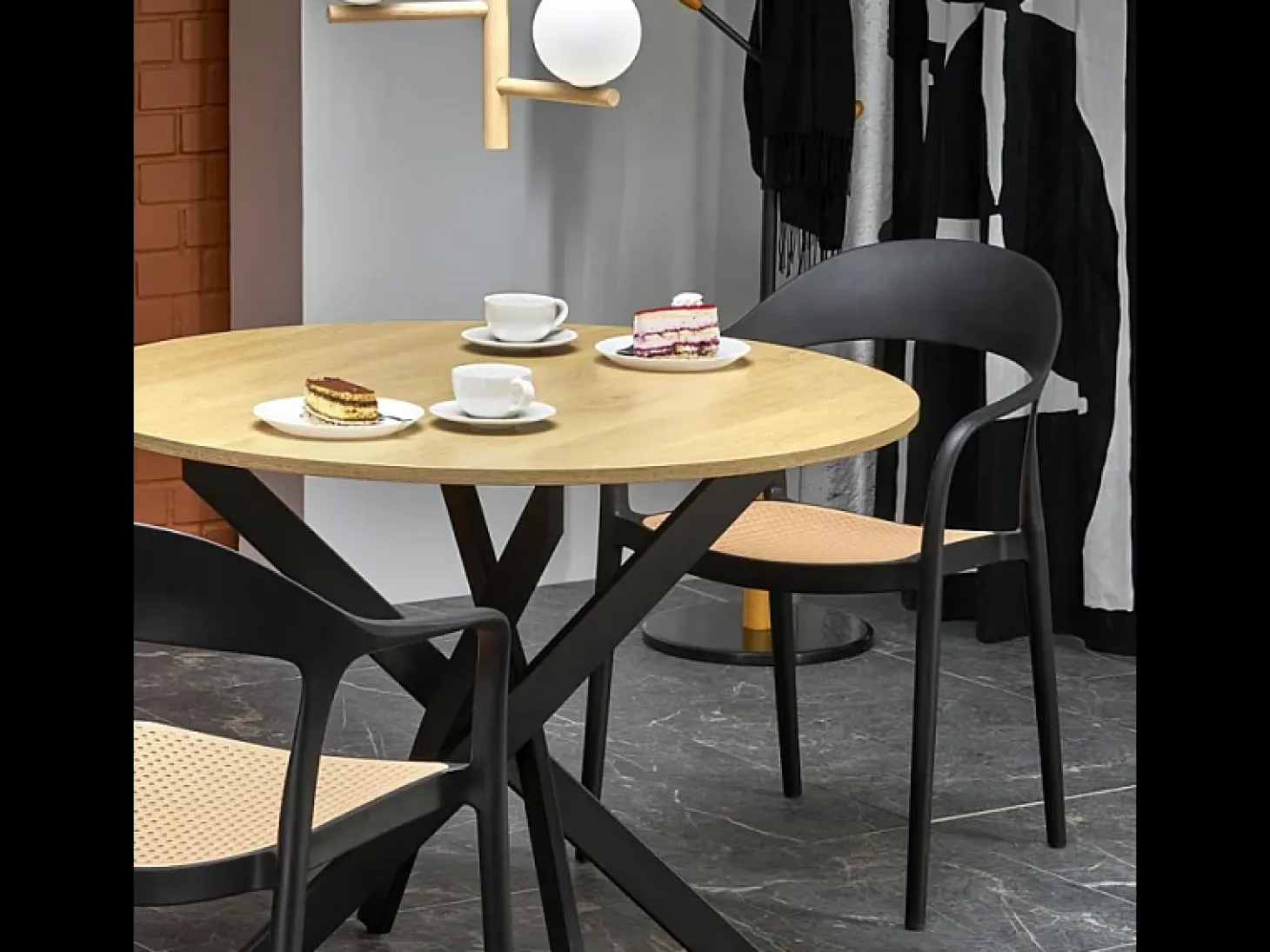 Mesa de comedor redonda de 100 cm con tablero de roble dorado y patas negras EDGAR