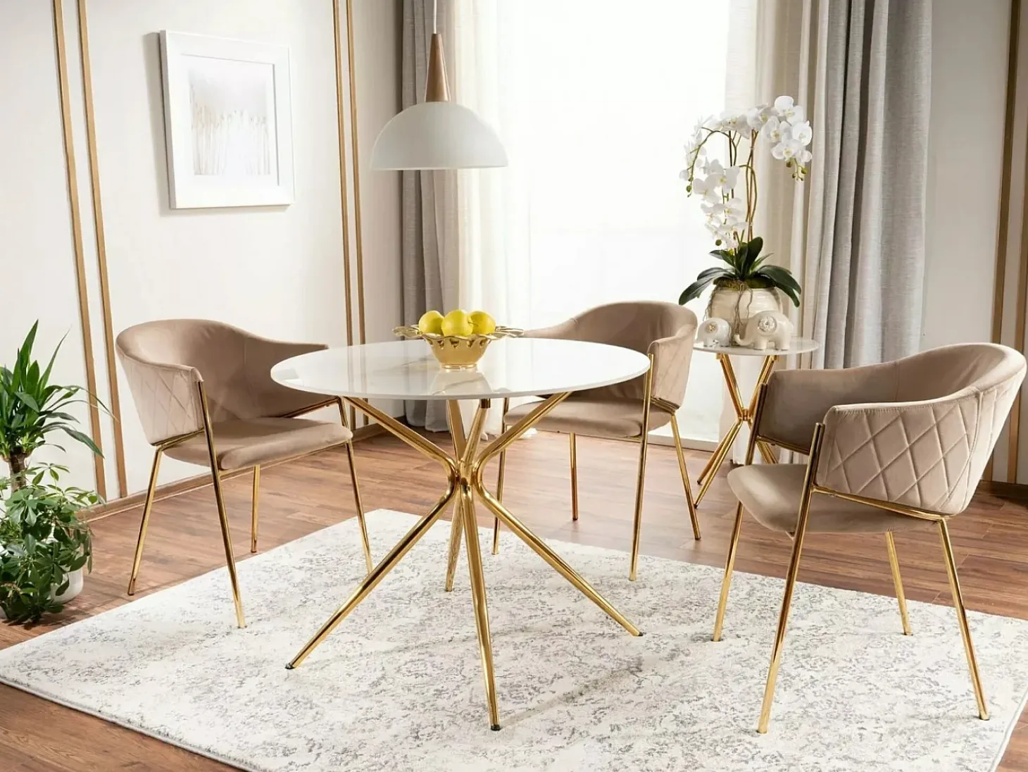 Mesa de comedor redonda de diseño Ursae de 90 cm con tablero imitación mármol blanco