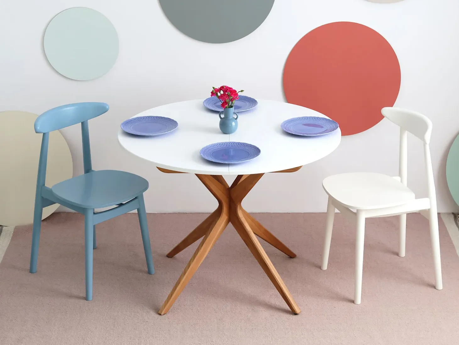 Mesa de comedor redonda extensible 100cm 5 personas Jubi Blanco Tiza | Pata de fresno teñida de roble