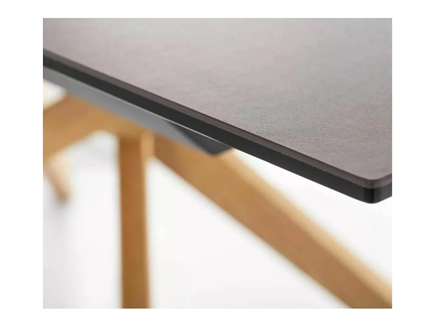 Mesa de diseño de cerámica bronce - 180/230 cm - patas de madera - Viani