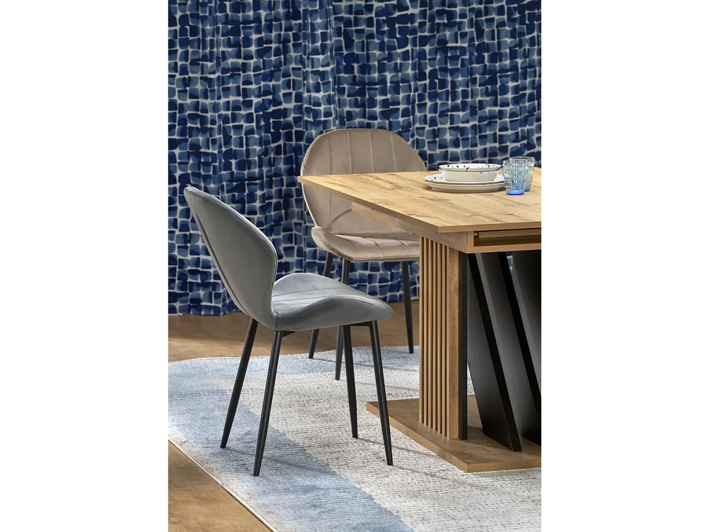 Mesa extensible 135-175 cm negra y madera con lamas Lazare