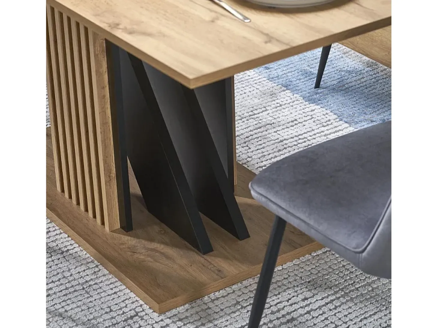 Mesa extensible 135-175 cm negra y madera con lamas Lazare