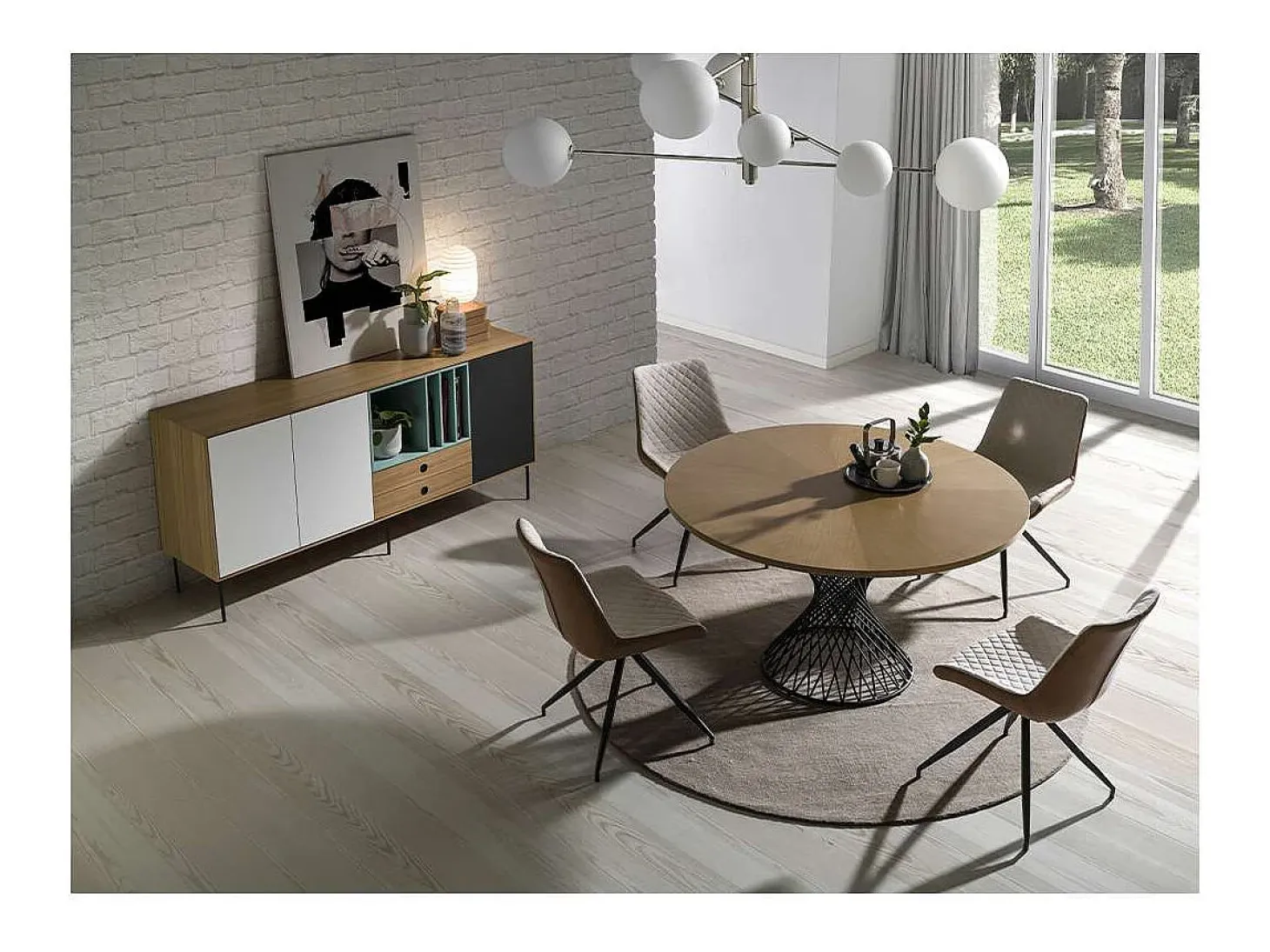 Mesa fija redonda acabada en roble Celeste, 137 x 76 (diámetro x alto)