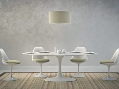Mesa tulipán ovalada de mármol blanco con base brillante 160 cm-Bandeja Mármol negro de Marquinia-Anchura 200 cm-Color de los pies Blanco brillante