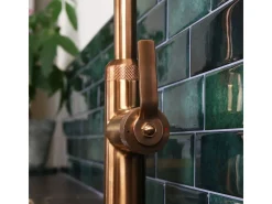 Molette Mezclador de fregadero con teleducha extraíble en cobre cepillado Essebagno