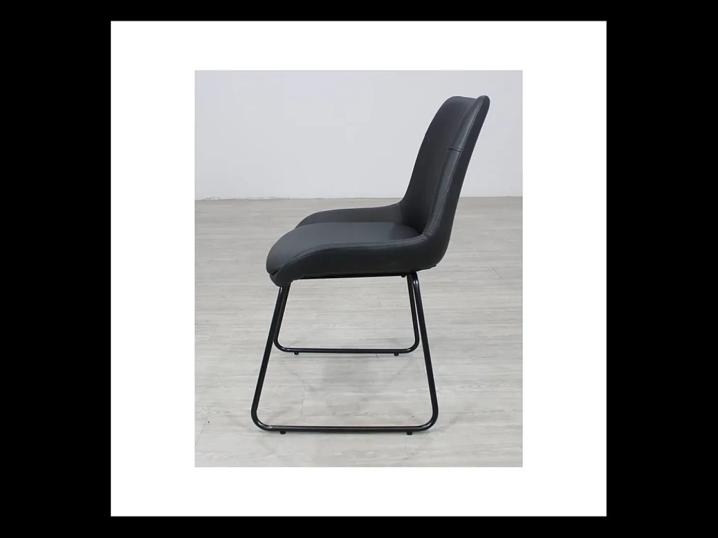 Pack de 4 sillas Md-Elise tapizadas en piel sintética negro, 85cm(alto) 53cm(ancho) 62cm(