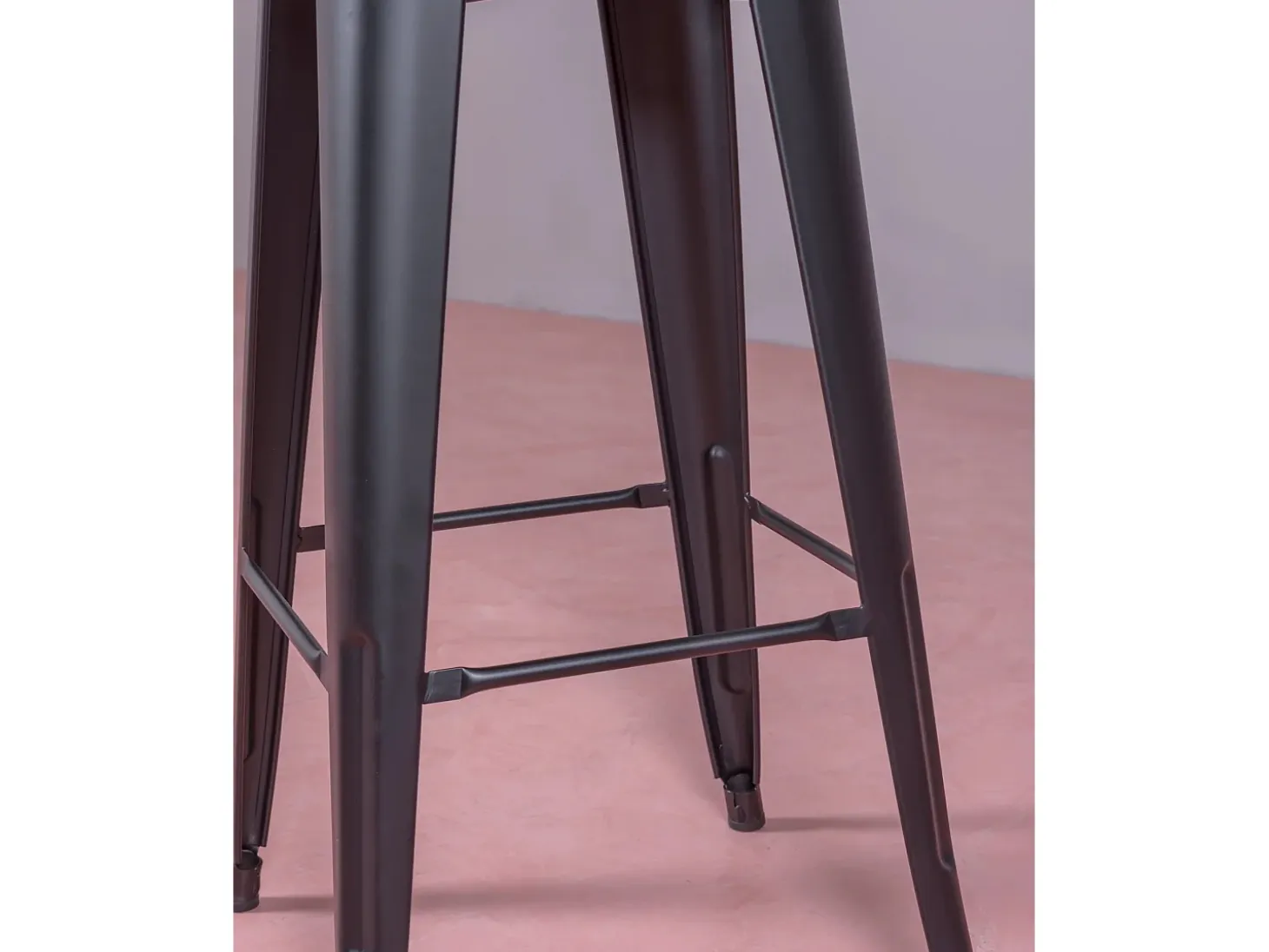 Pack de 4 taburetes metálicos con respaldo alto - Bistro - Negro
