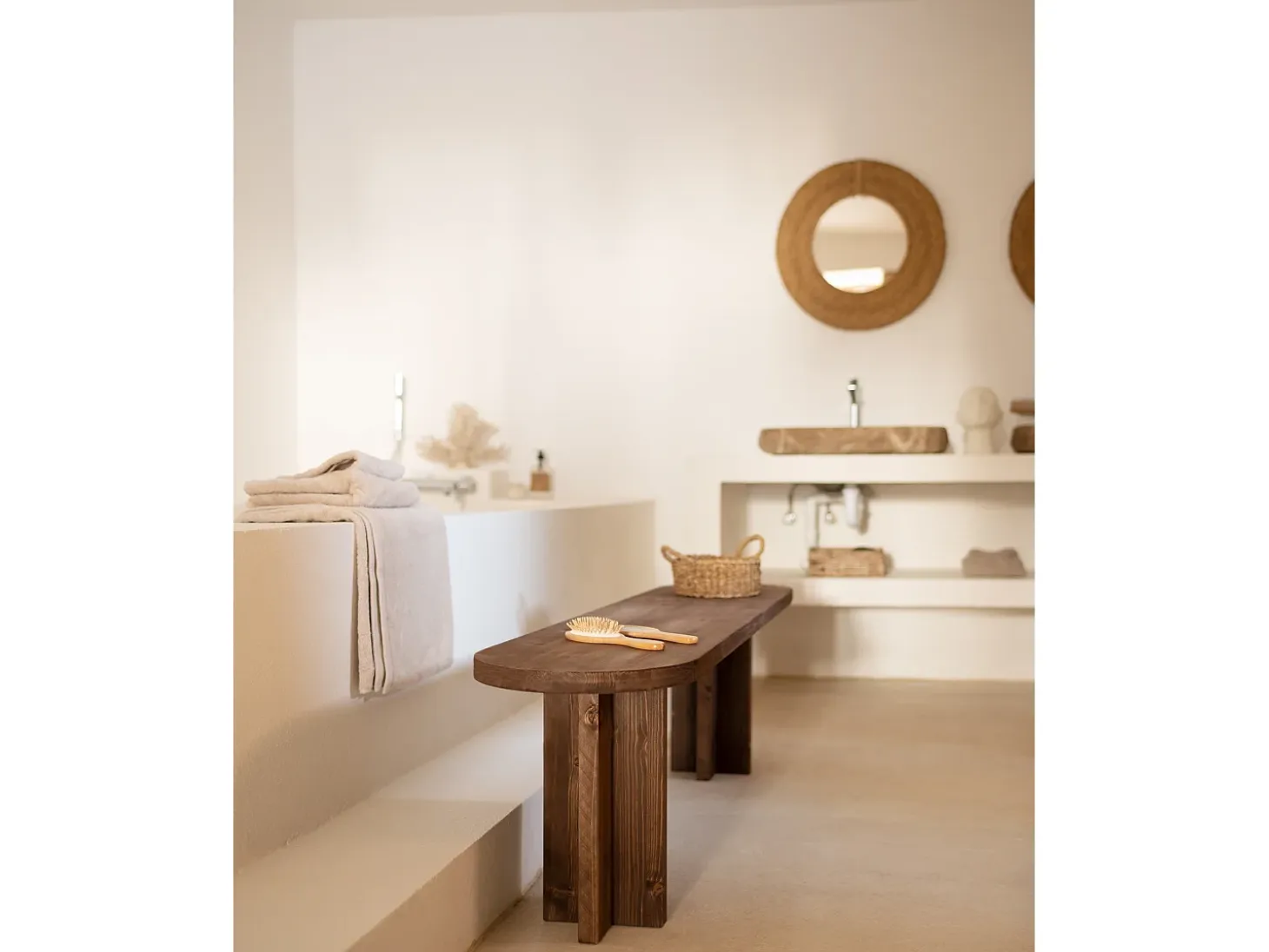 Pack de mesa de comedor de 180x80cm y banco de 140x45cm de madera maciza de abeto Decowood en tono nogal - TOKYO - DECOWOOD